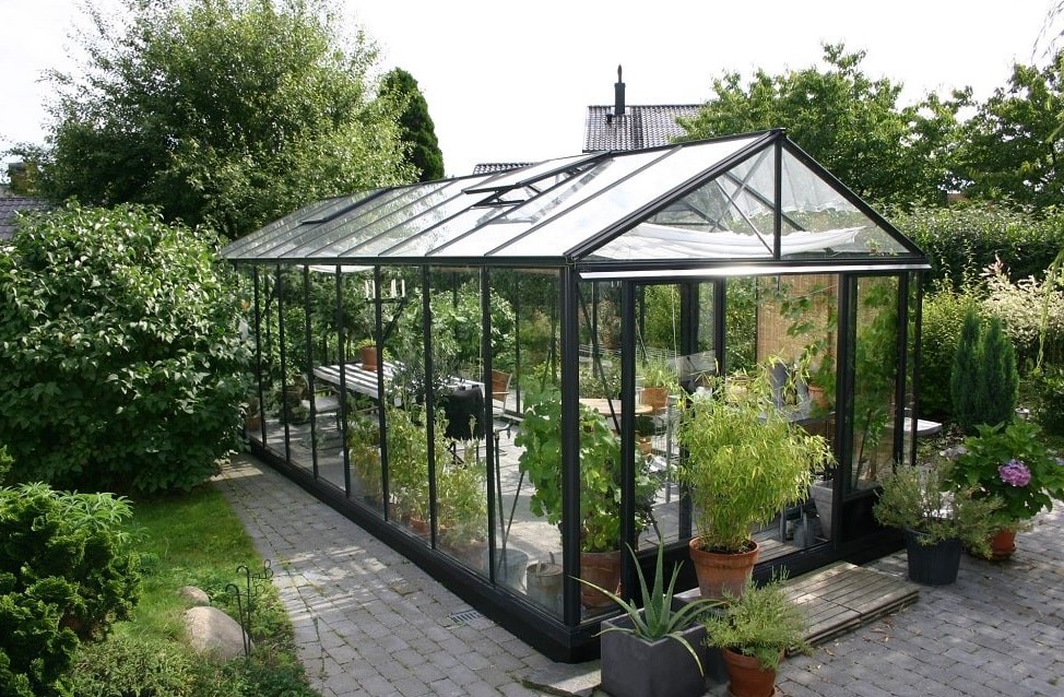 Seră comercială modernă